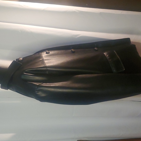 Men's Black faux leather coat - Picture 5 of 9